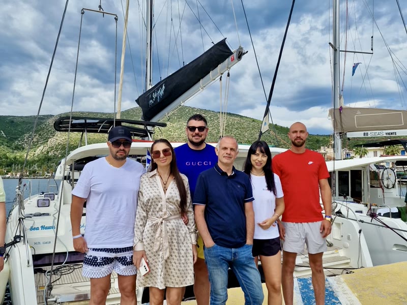 Echipaj Enjoy Sailing în Grecia