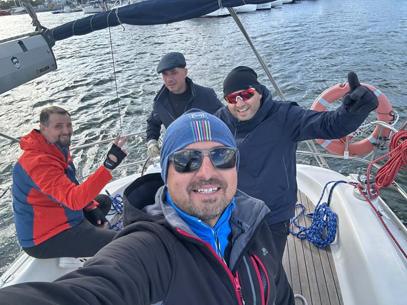 Eveniment privat pe barcă cu Enjoy Sailing